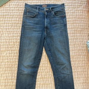 MOTHER The Swooner Rascal Ankle High Rise Jean